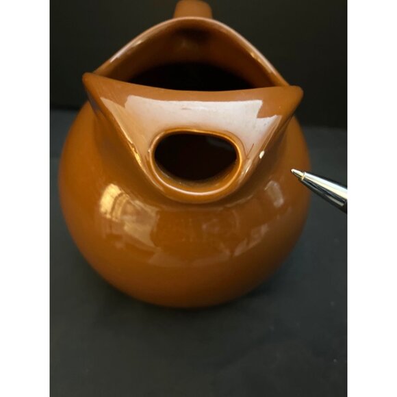 Hall 633 Brown Ball Pitcher Ice Lip USA  7 1/2”x 8” - Picture 7 of 8